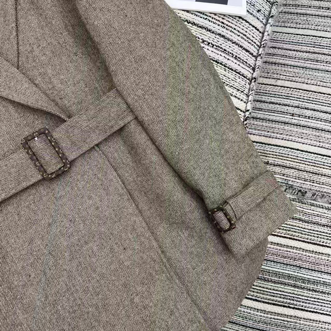 New lapel trench coat style suit jacket