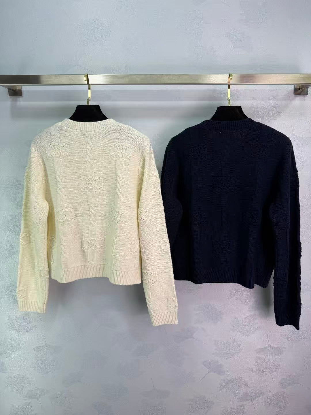 Arc de Triomphe Pattern Knit Sweater