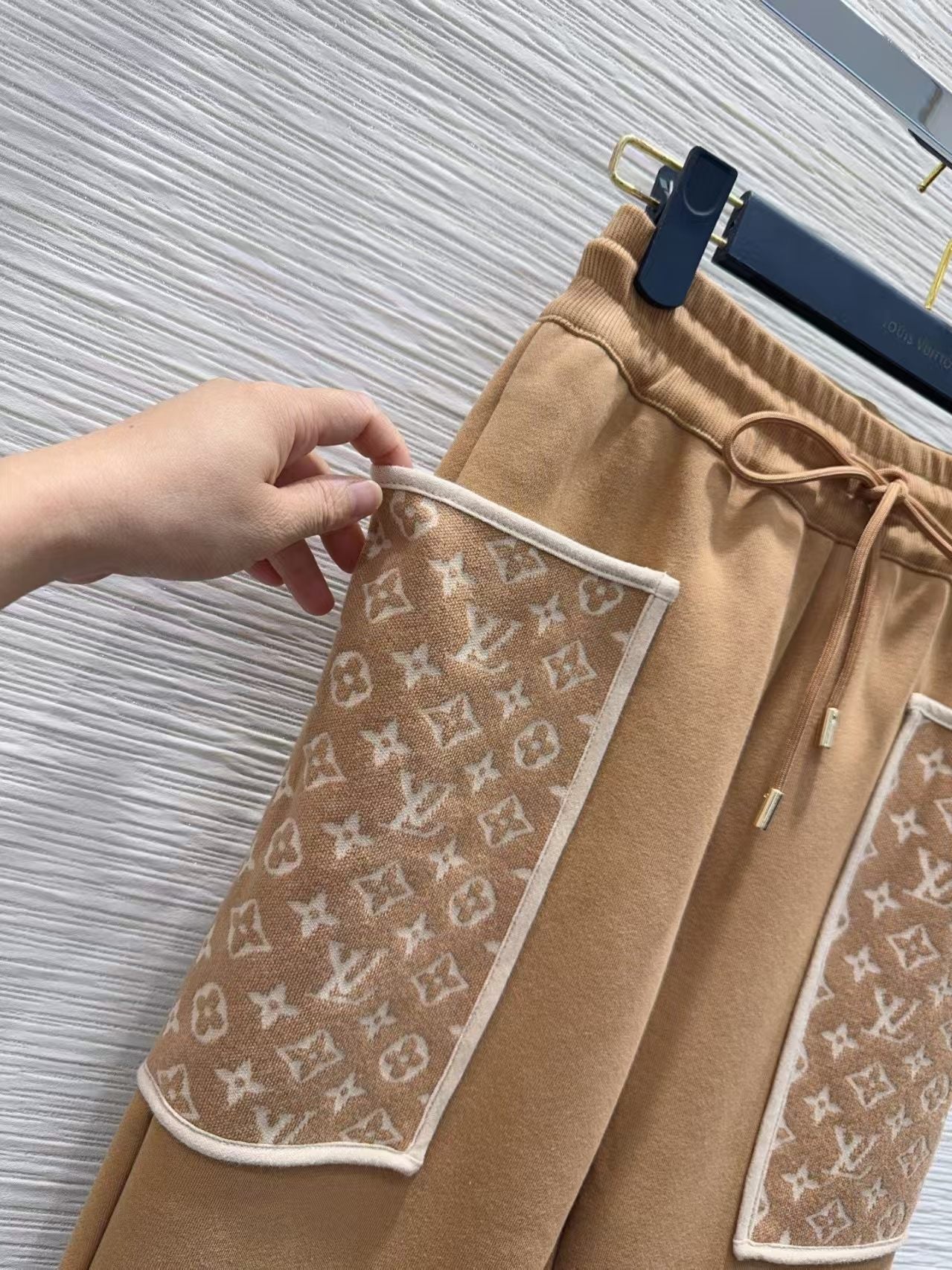 Casual trousers with elasticated waist
