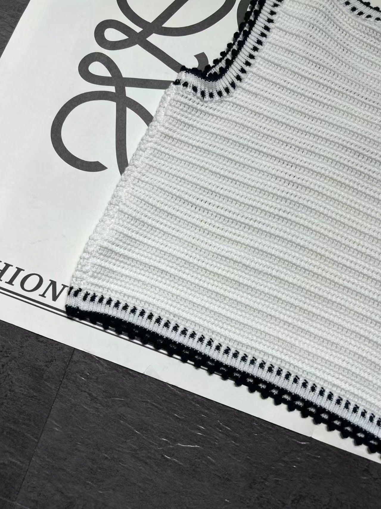 26SS New Black and White Striped Knitted Vest