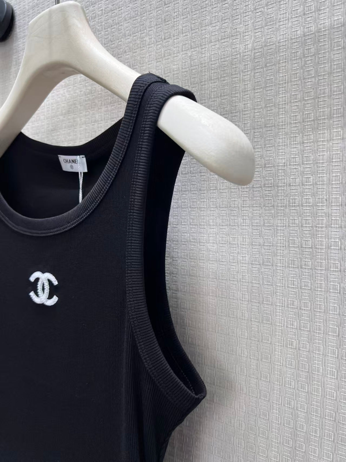 26FW New Slim-Fit Vest