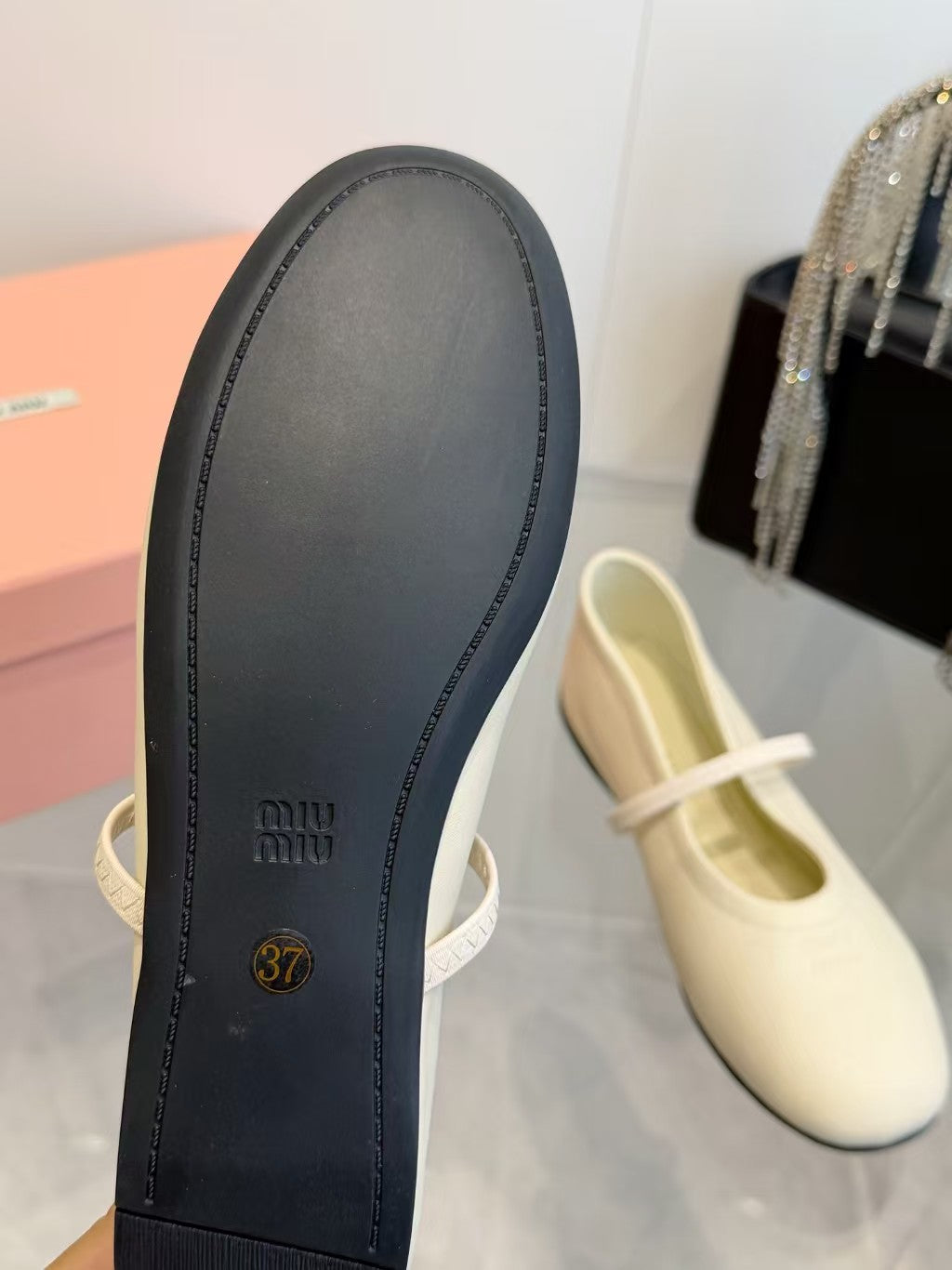 26FW New Single-Strap Flats