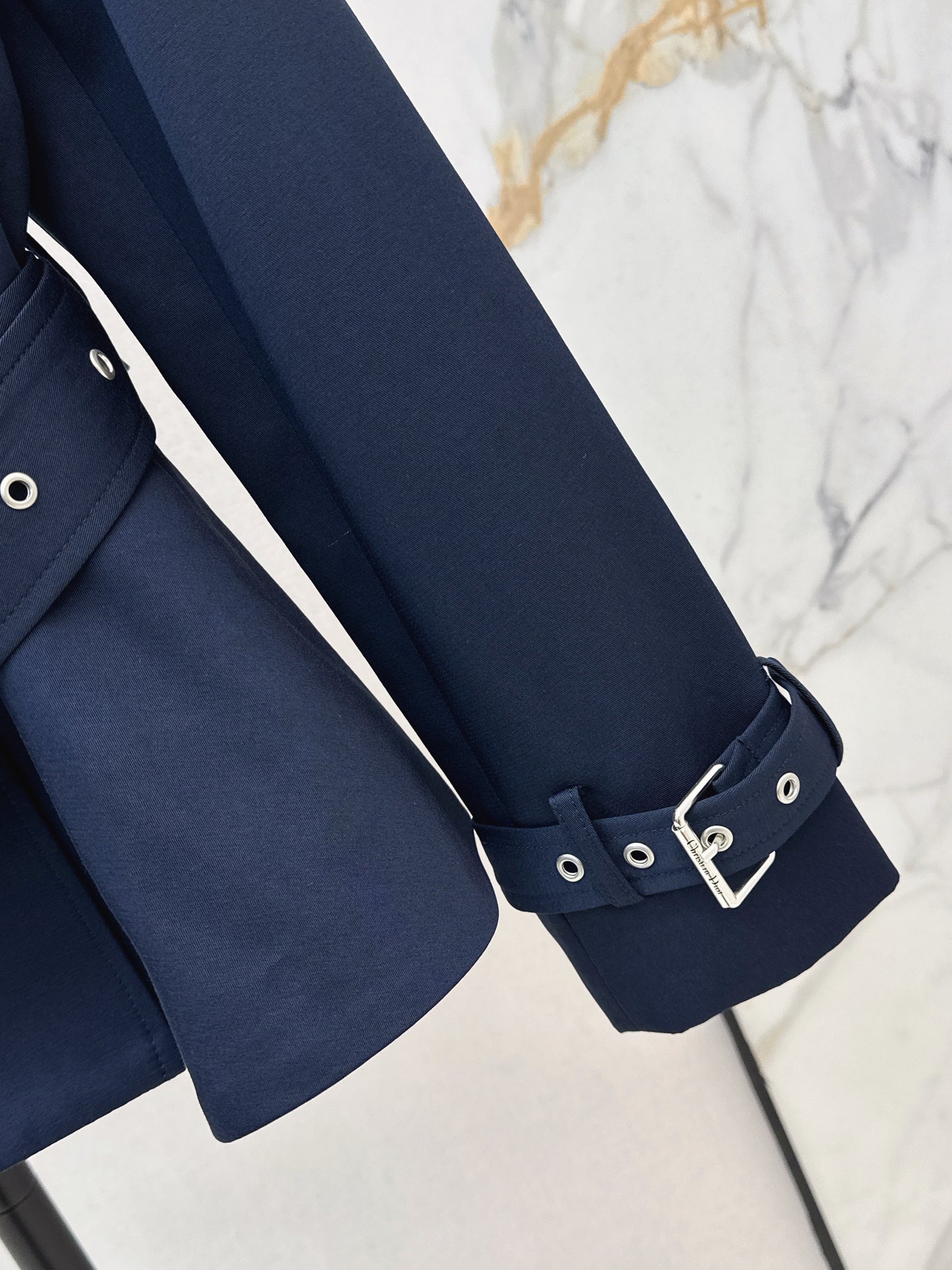 2026 New Style Bee Embroidered Trench Coat