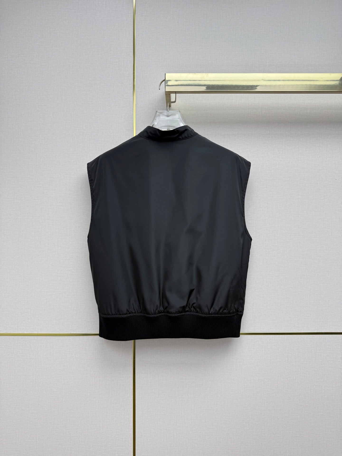 26 New Stand-Collar Vest Jacket