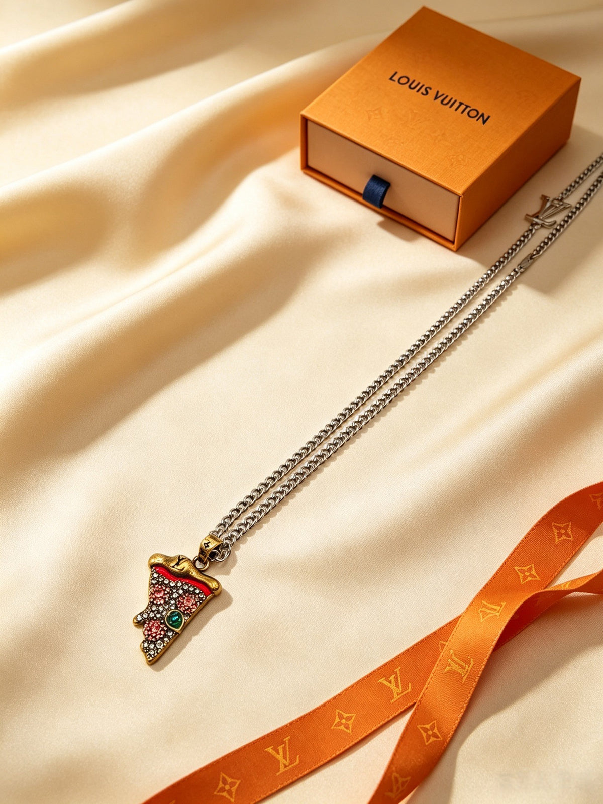 New pizza charm necklace