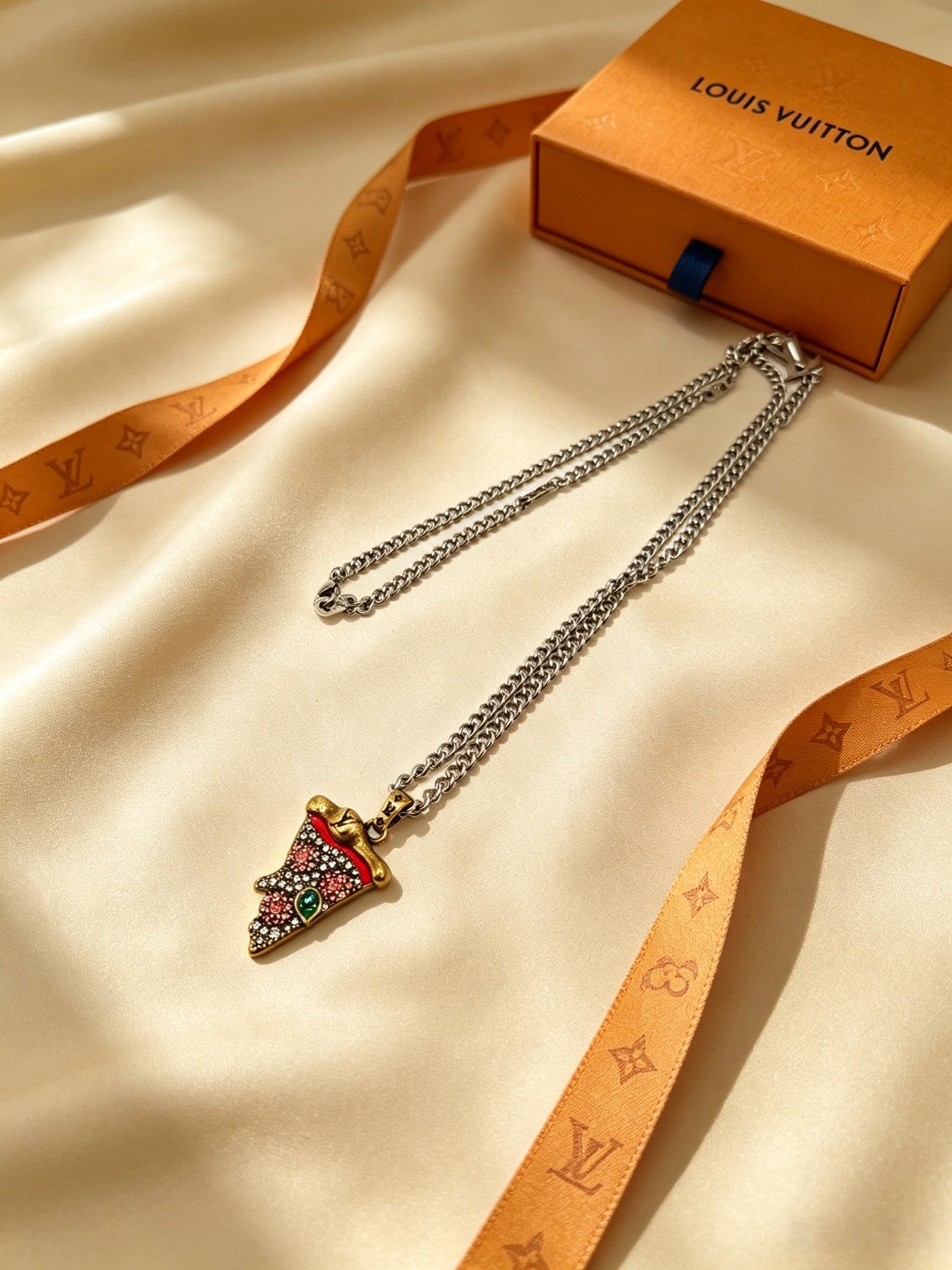 New pizza charm necklace