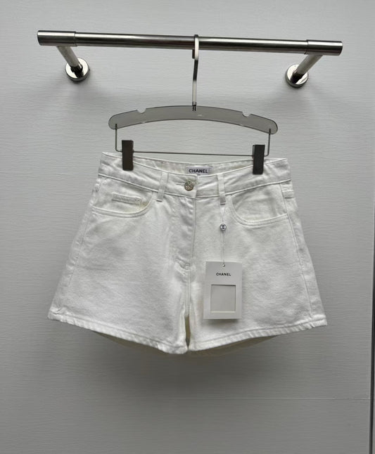 printed denim shorts