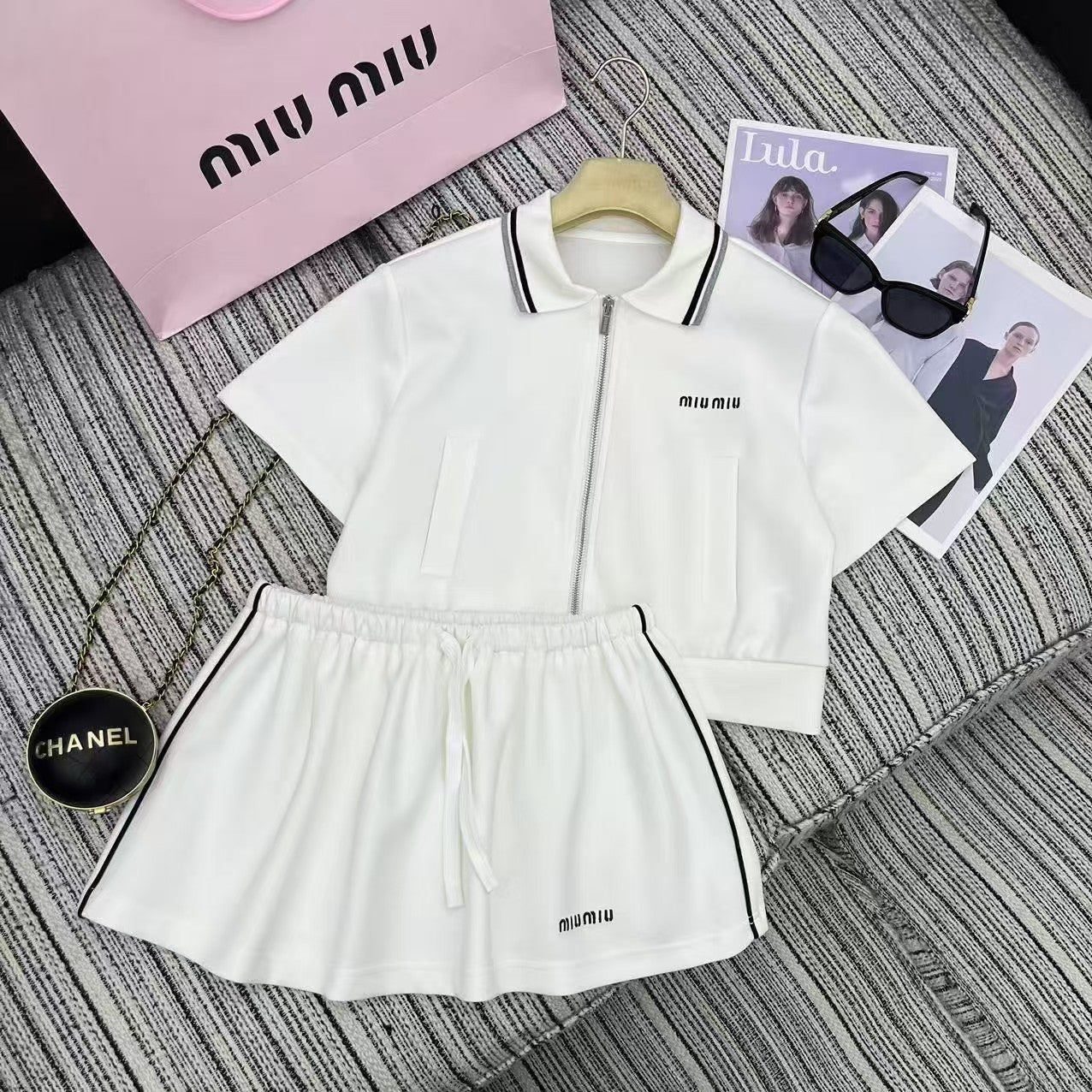 Lapel short sleeves with elastic waist short skirt suit