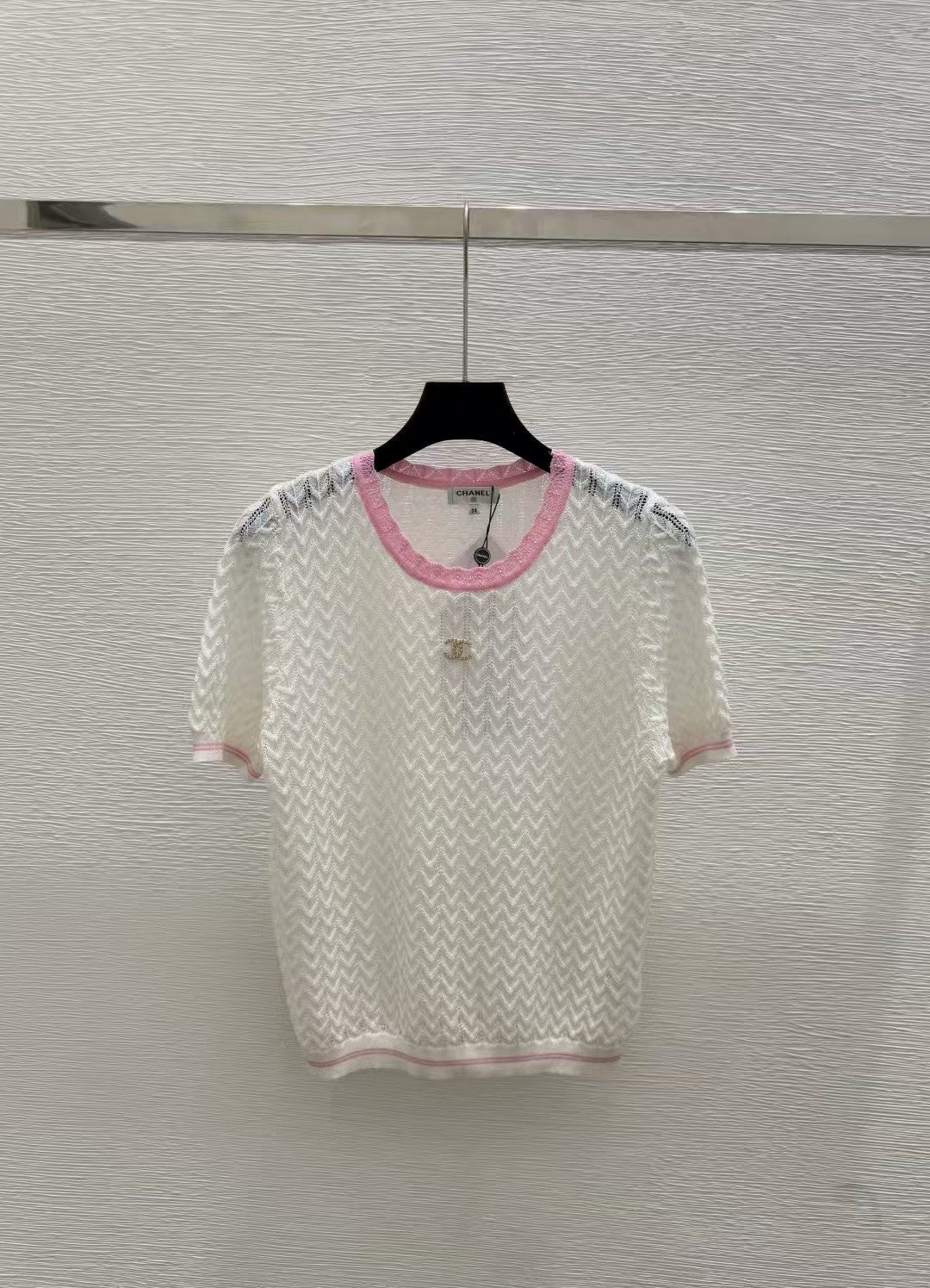 Contrast color crew neck knit short sleeves