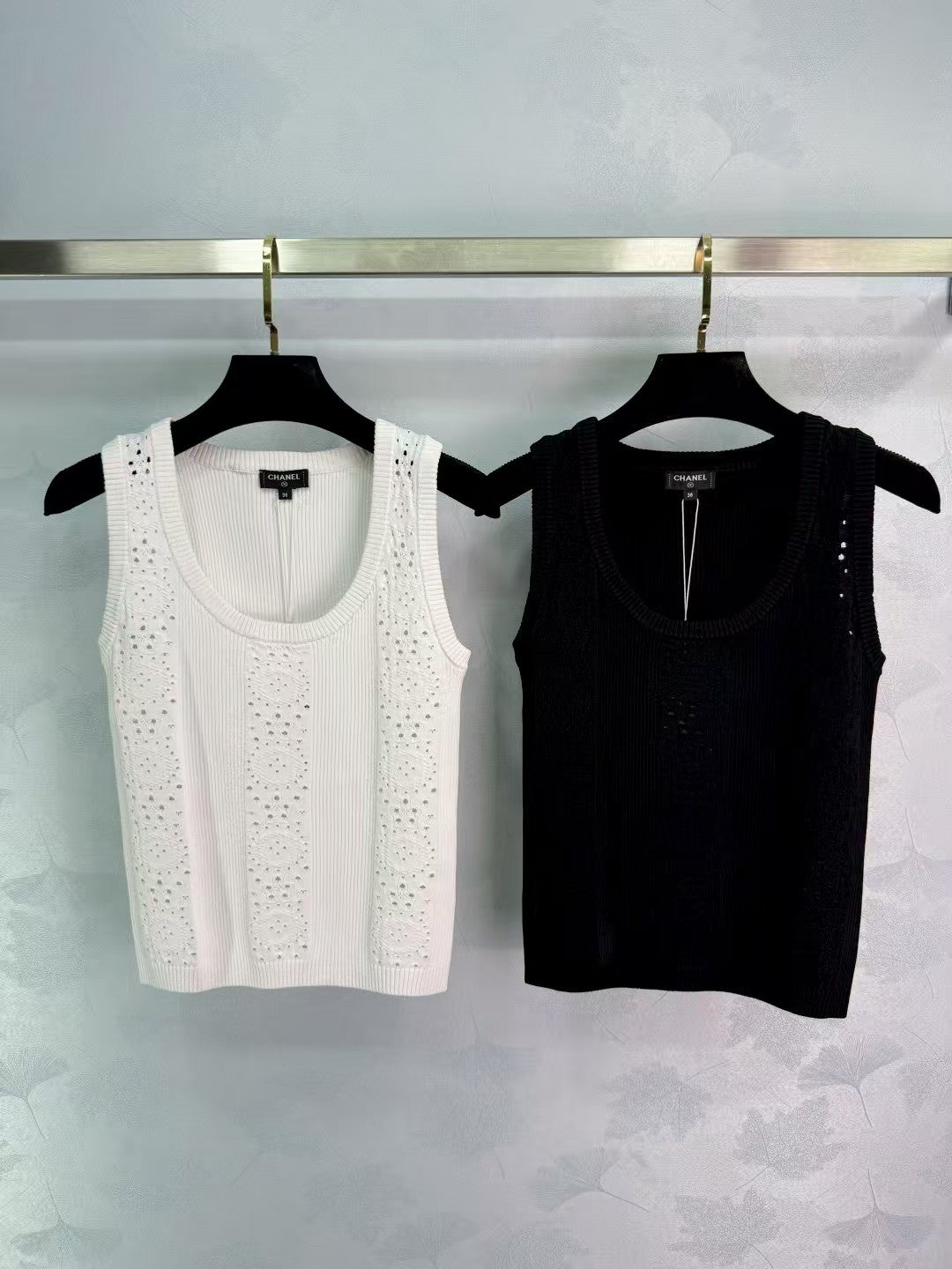 New hollow vest