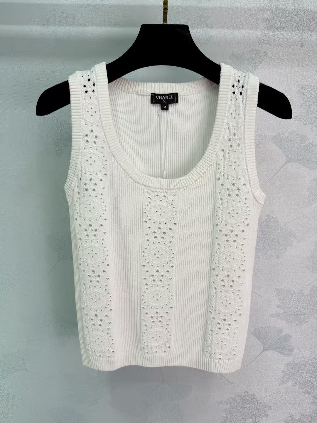 New hollow vest