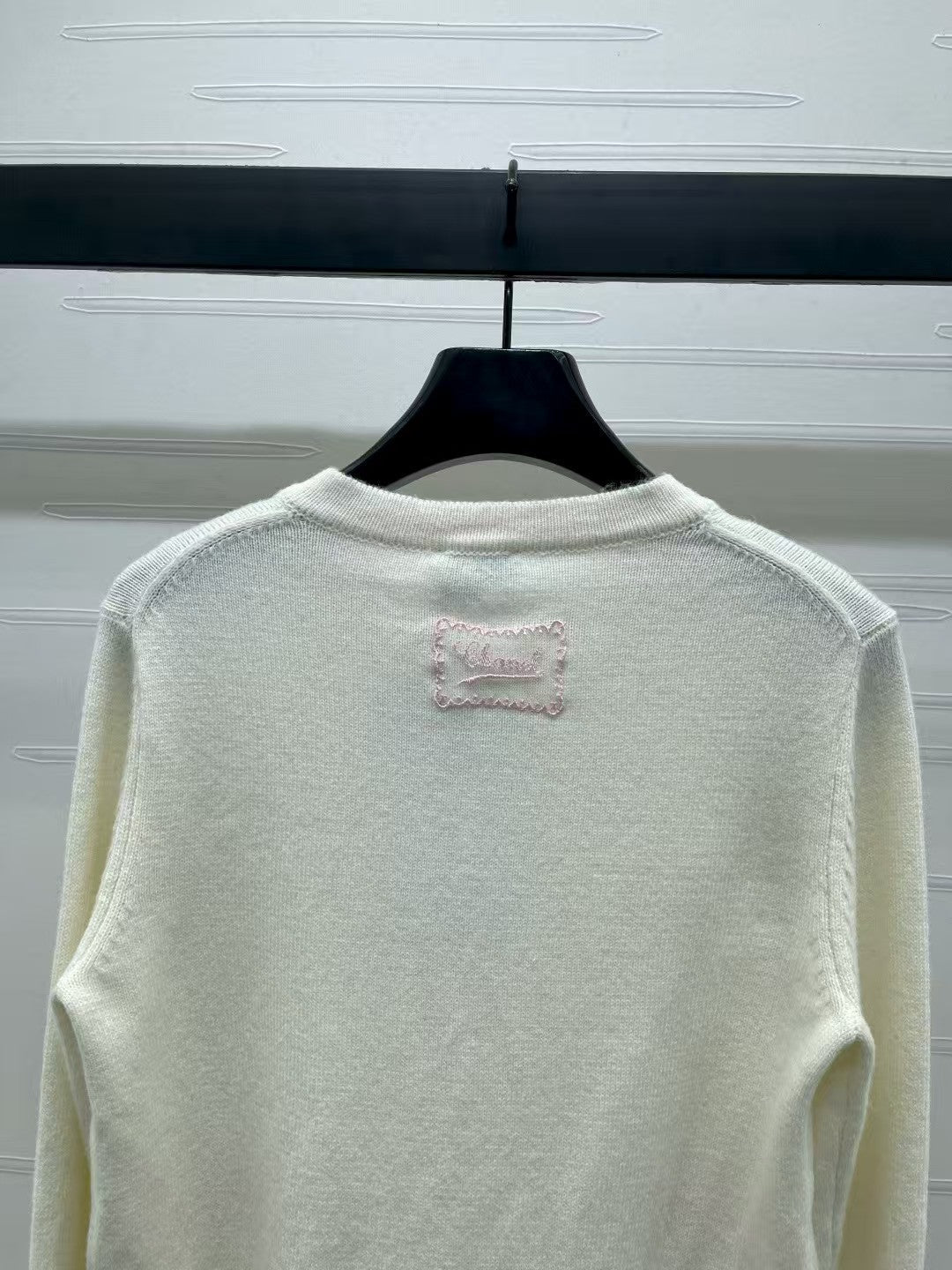 Double pocket knitted crew neck long sleeve cardigan!