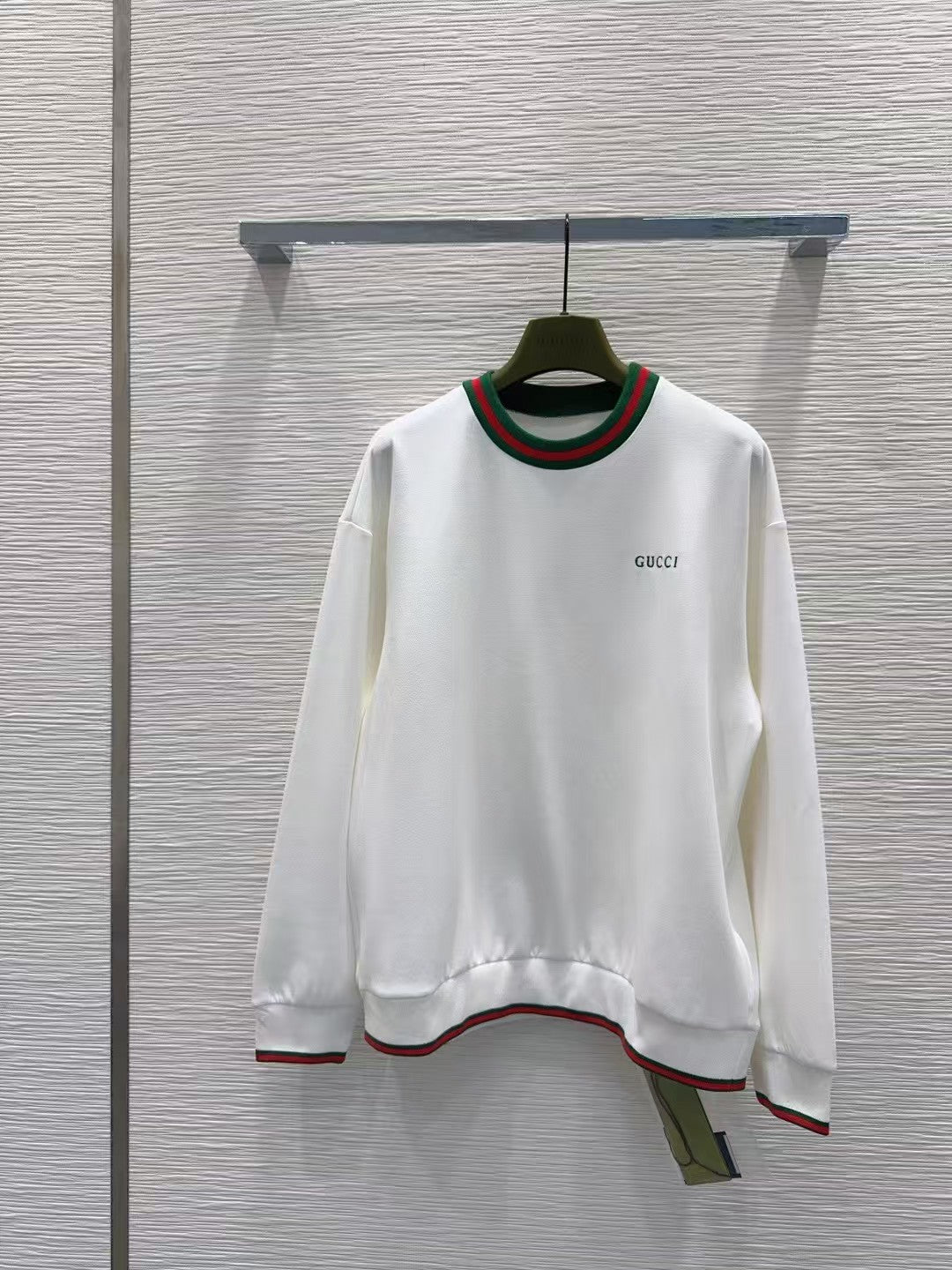 New knitted tops