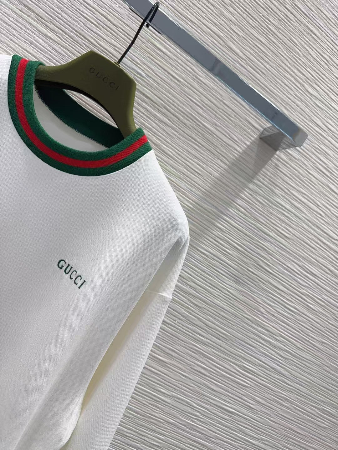New knitted tops