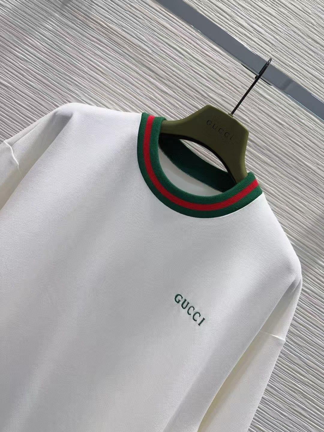 New knitted tops