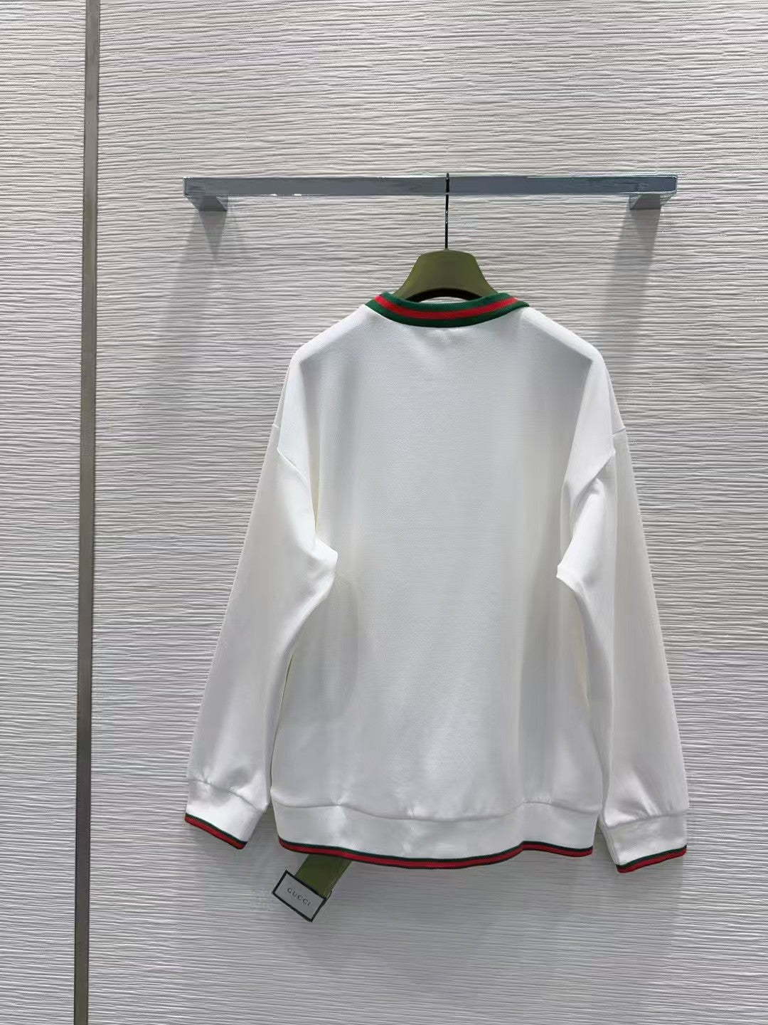 New knitted tops