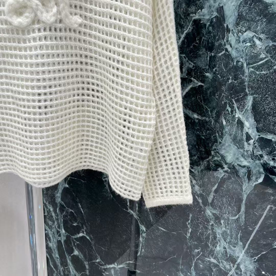 Hooded hollow shirt