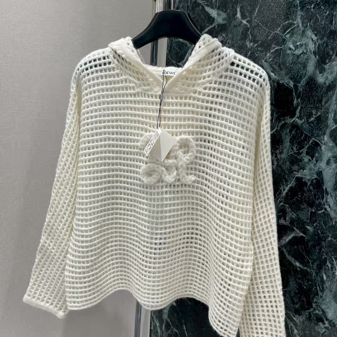 Hooded hollow shirt