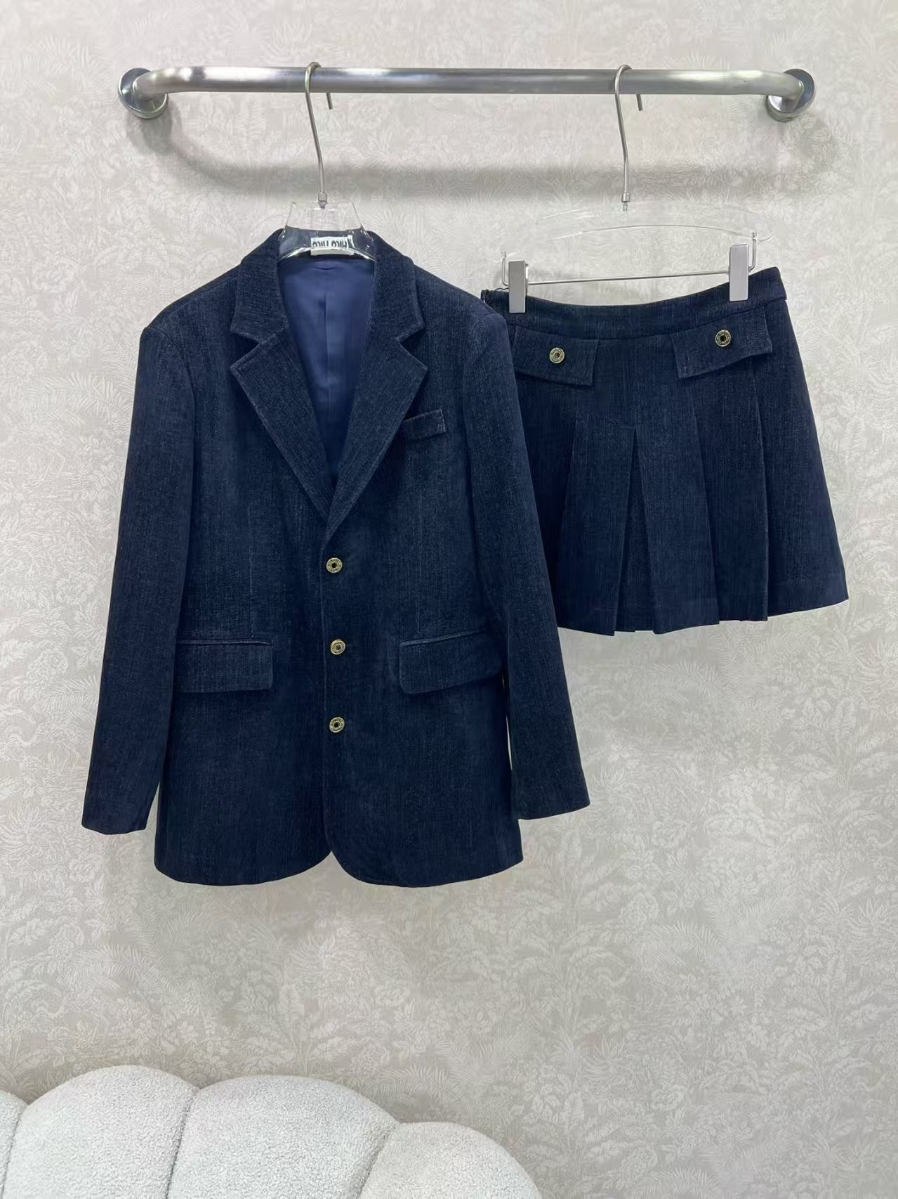 New brushed blazer and pleated skirt