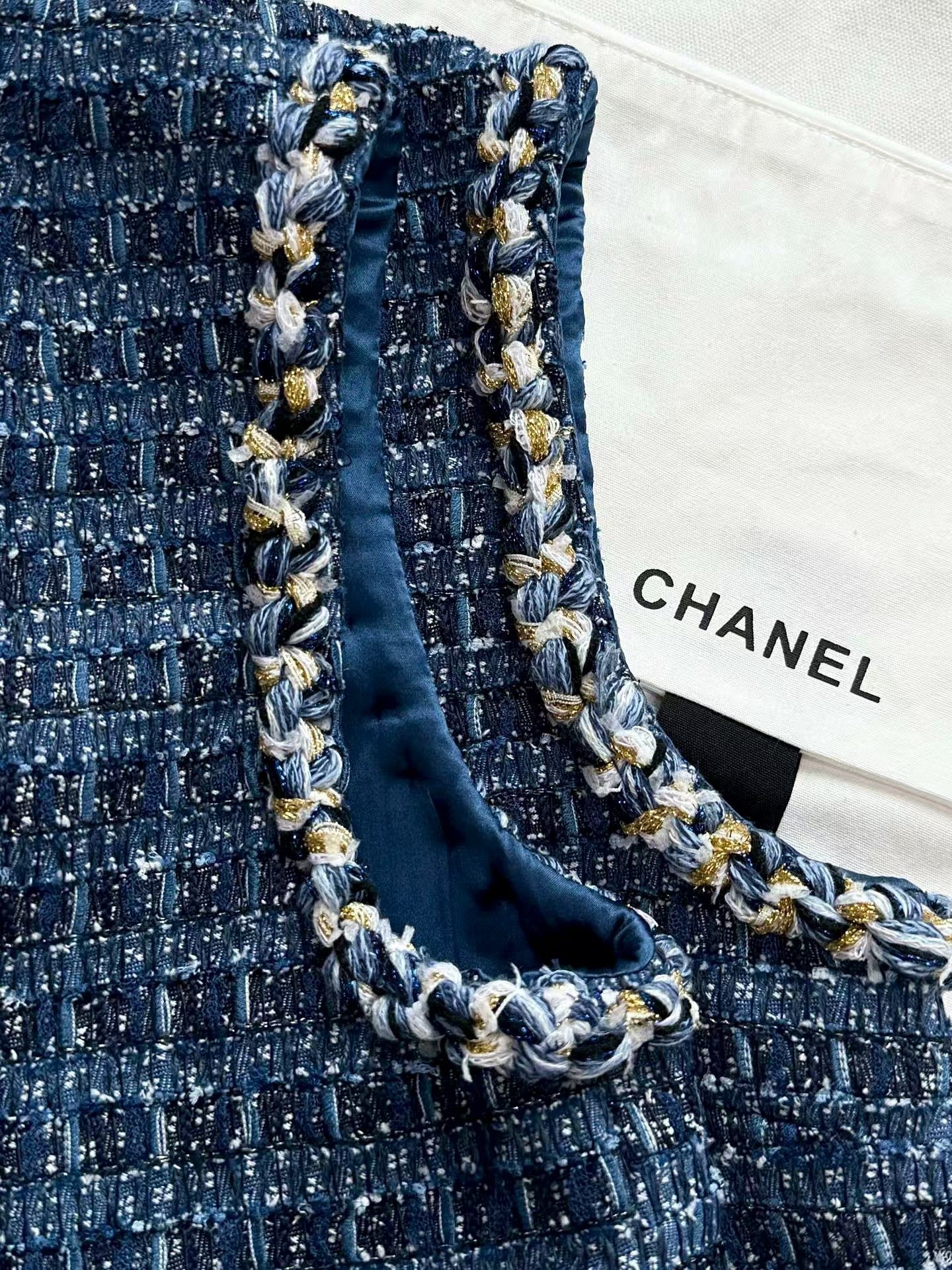 Blue woven custom-dyed vest