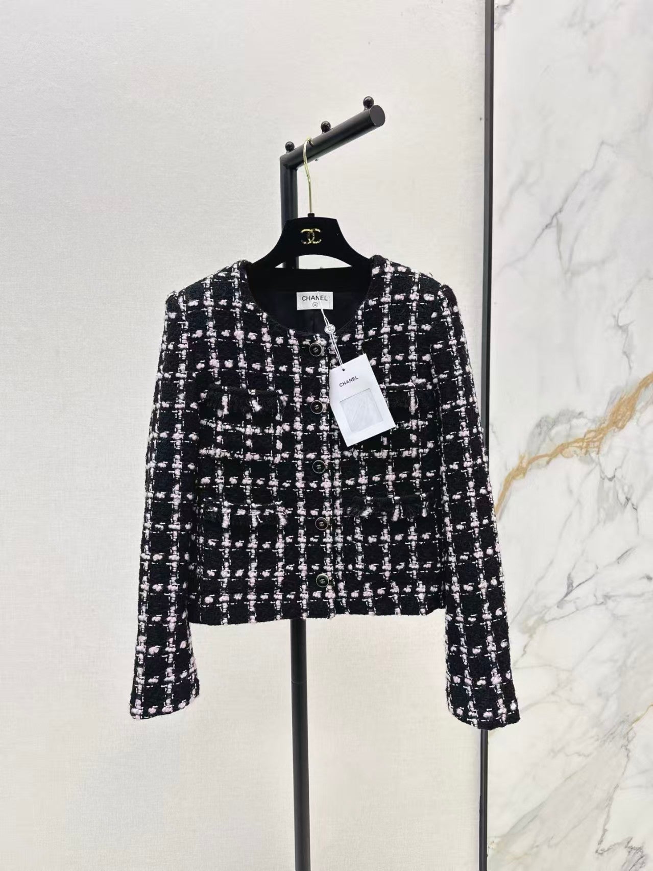 Plaid woven short jacket + A-line skirt