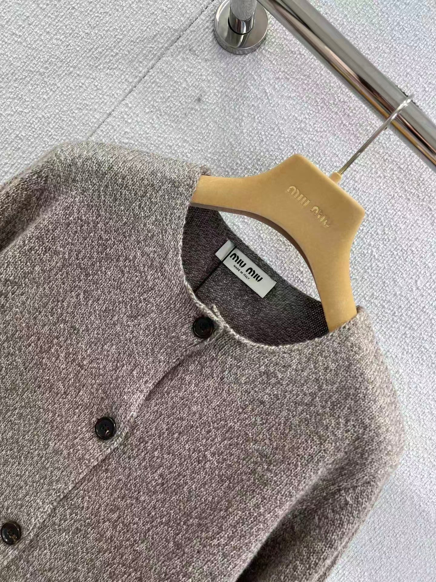 Milk tea brown round neck knitted cardigan