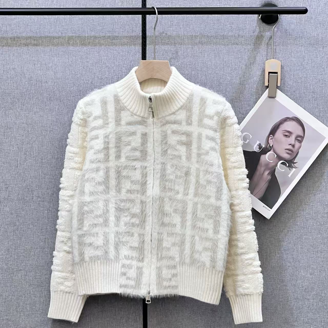 25 new knitted jackets