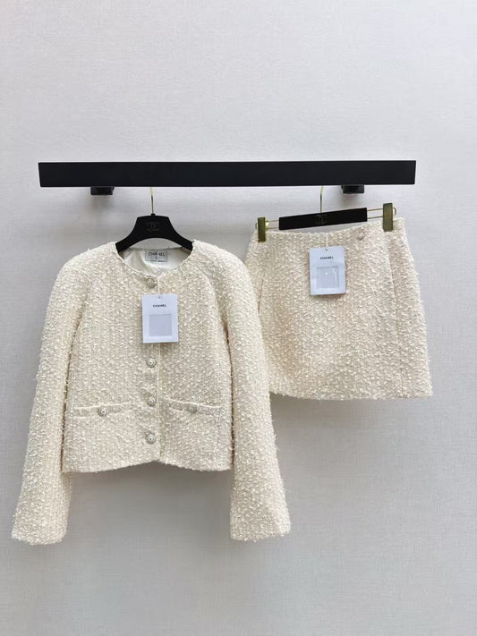 Knitted cardigan + pencil skirt set