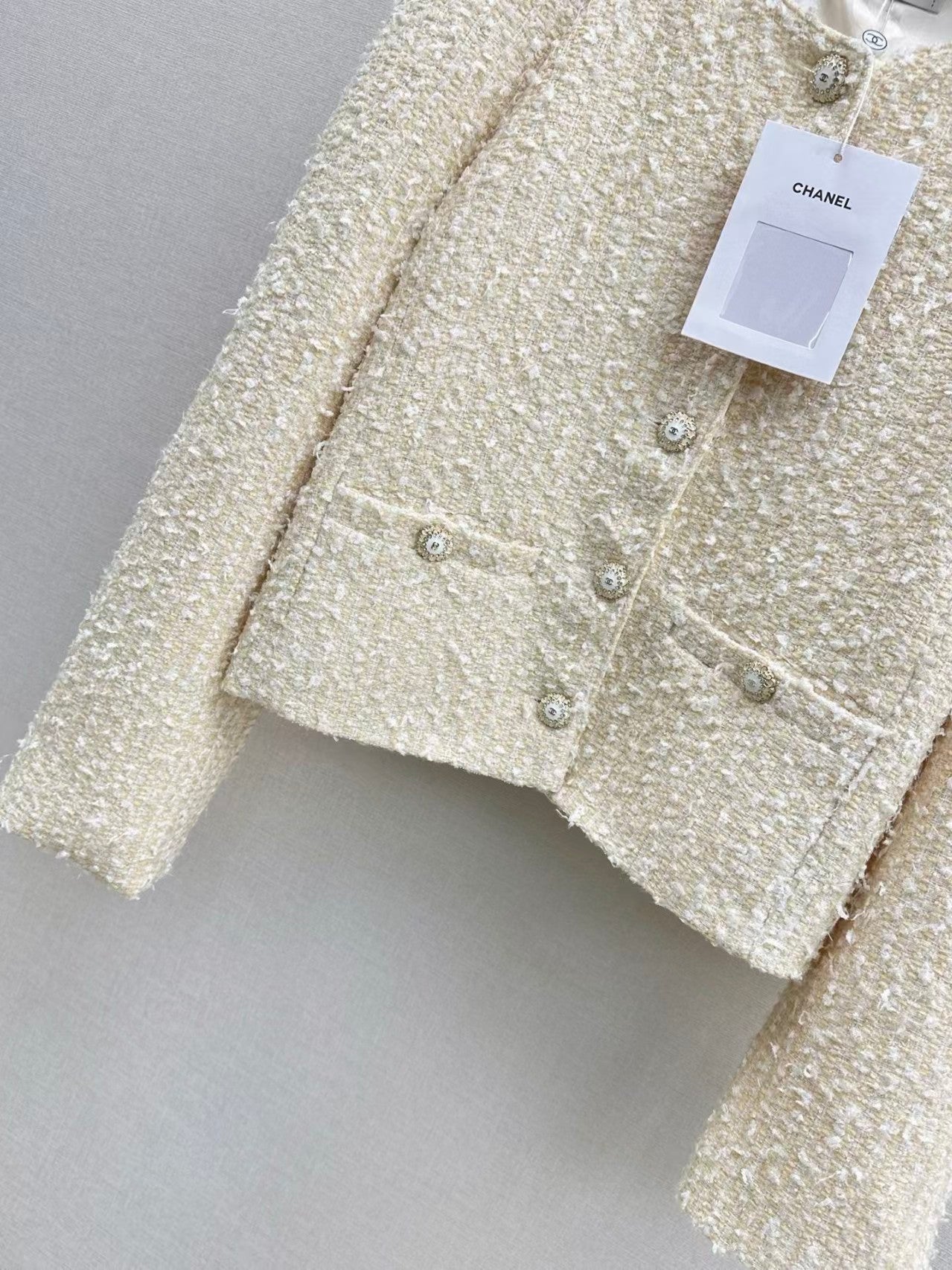 Knitted cardigan + pencil skirt set