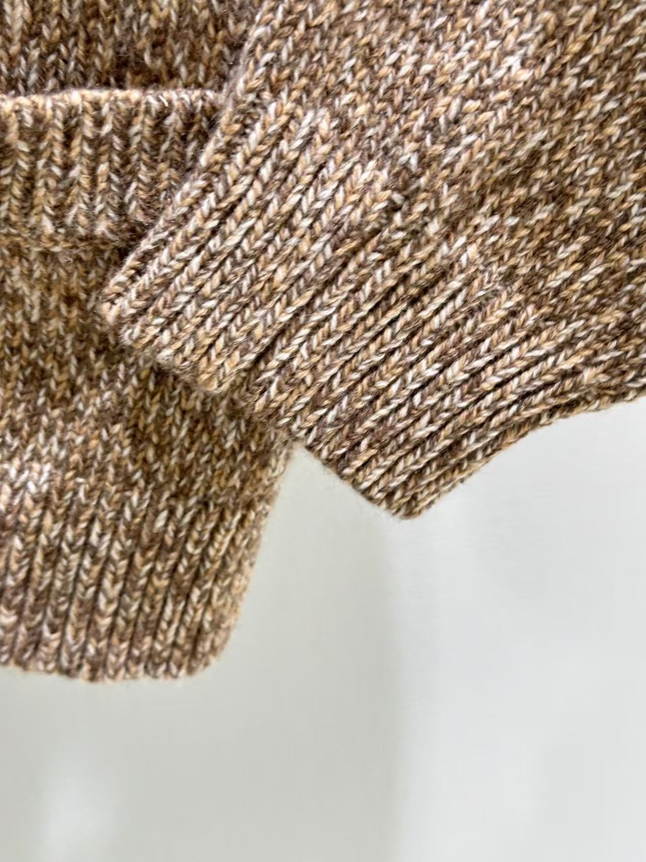 New wool knit cardigan