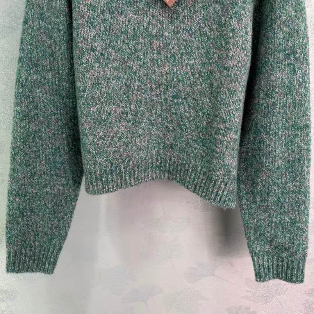 Crew neck chunky knit sweater