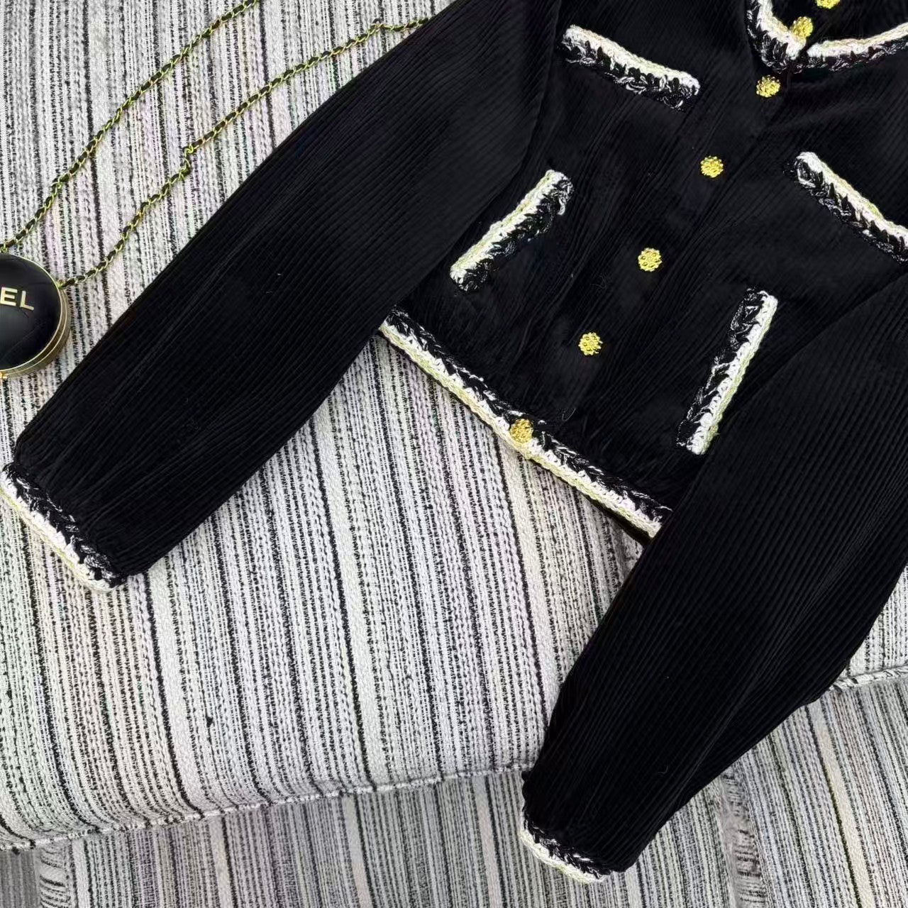Vertical striped corduroy velvet short jacket