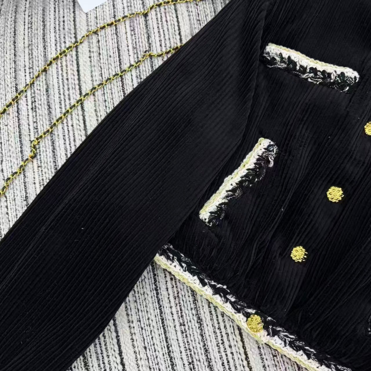 Vertical striped corduroy velvet short jacket