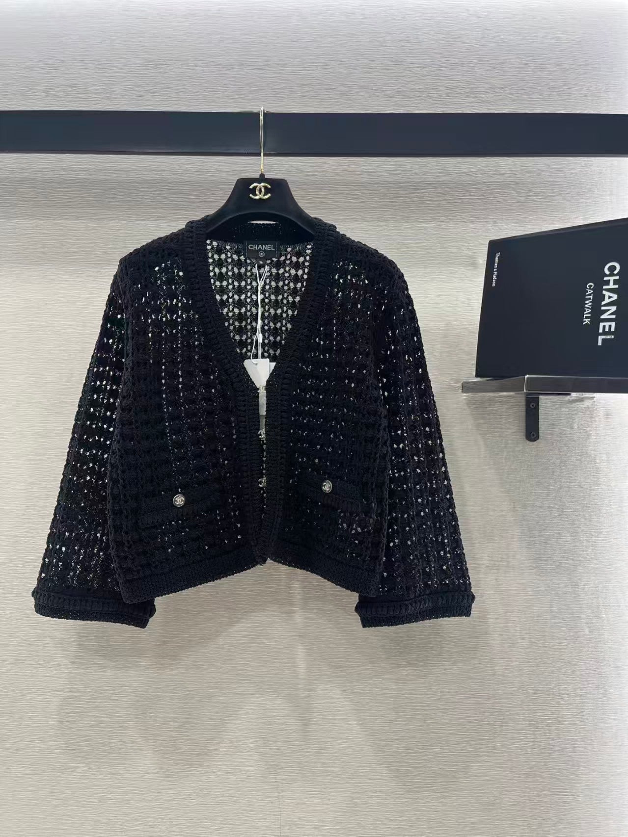 Openwork short-sleeved knitted cardigan