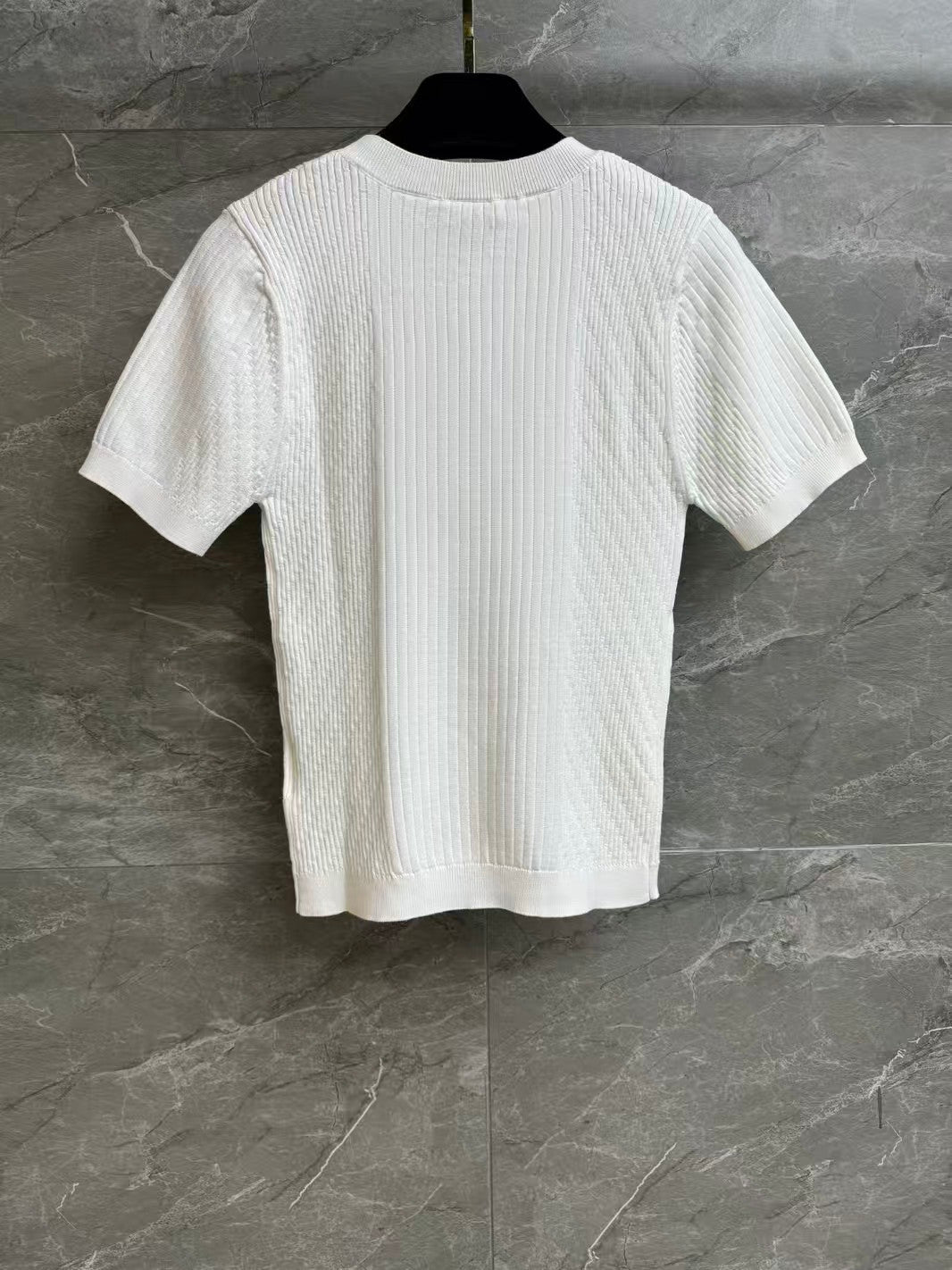 Camellia knitted short-sleeved top