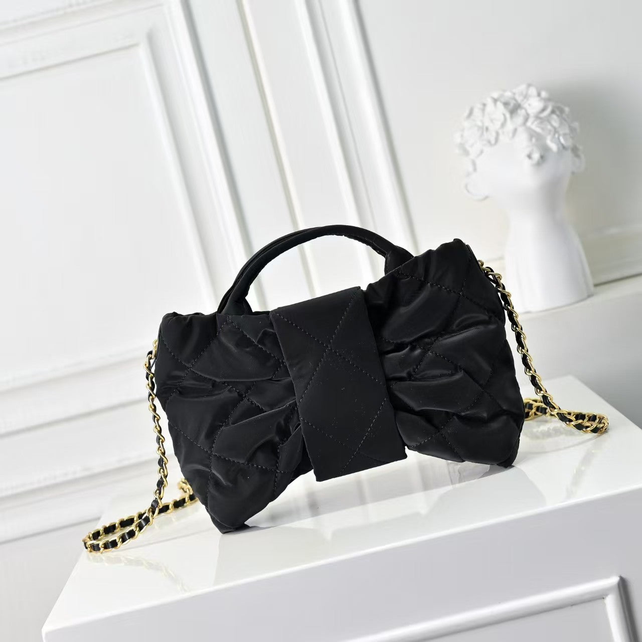 Velvet bow handbag