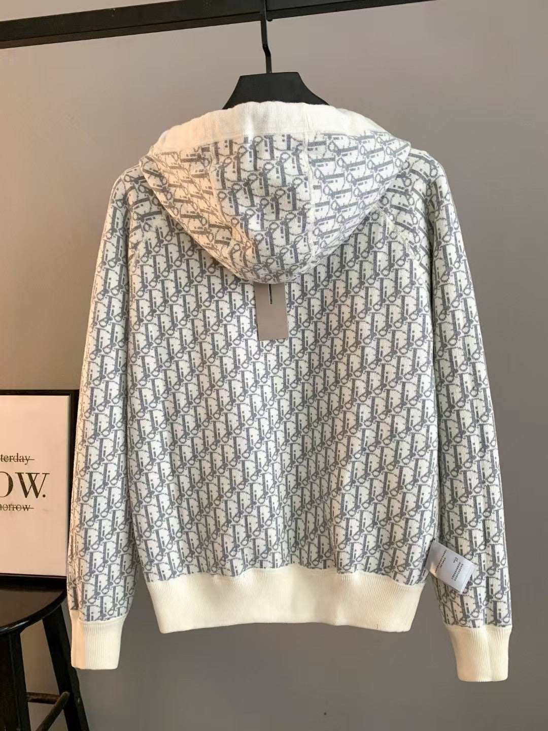 Reversible zippered hooded sweater
