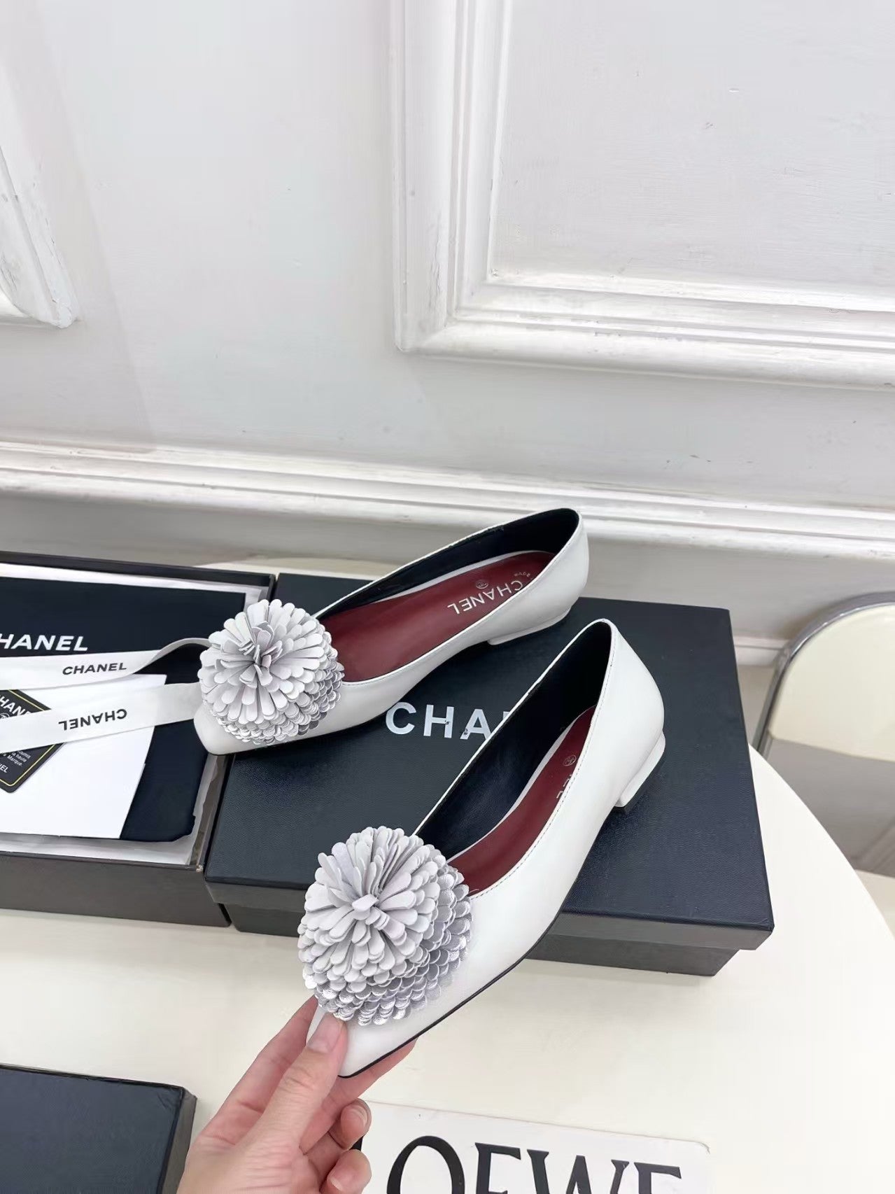 Double C floral flat shoes