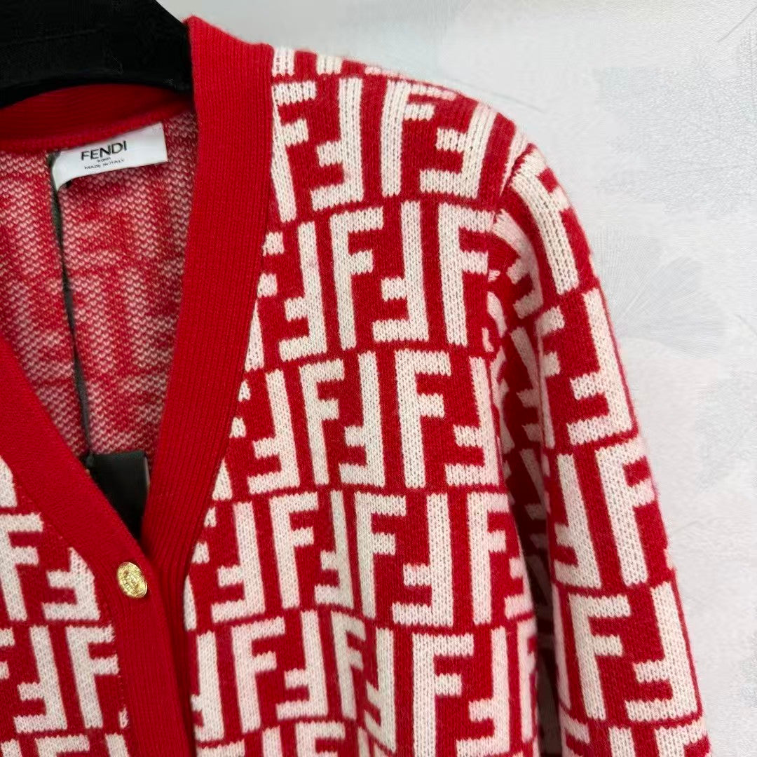 New double-pocket jacquard V-neck knitted cardigan