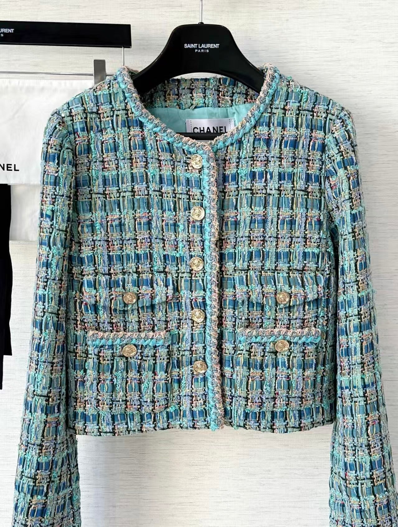 Blue tweed round-neck jacket