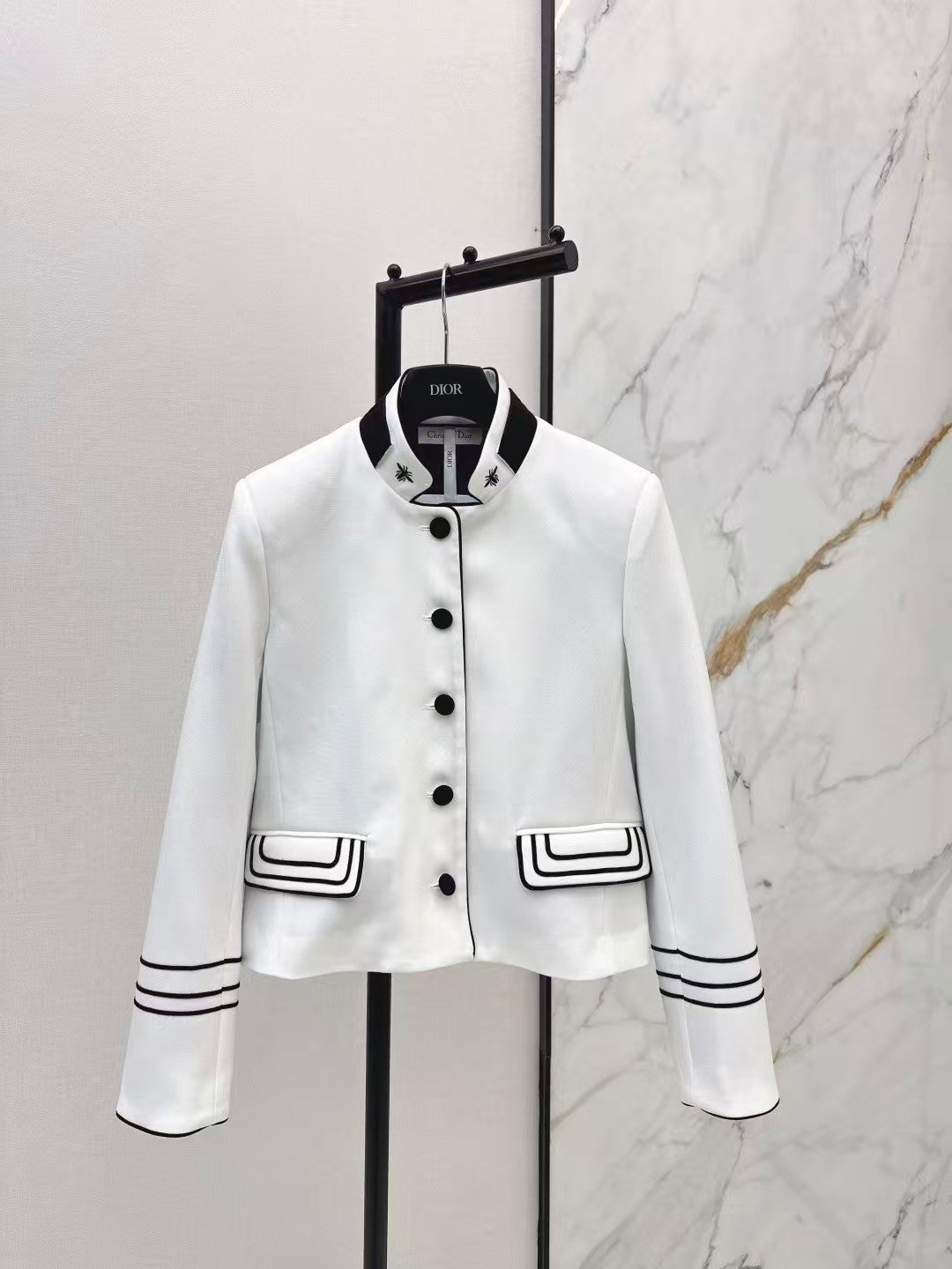26. Embroidered bee-motif stand-collar blazer