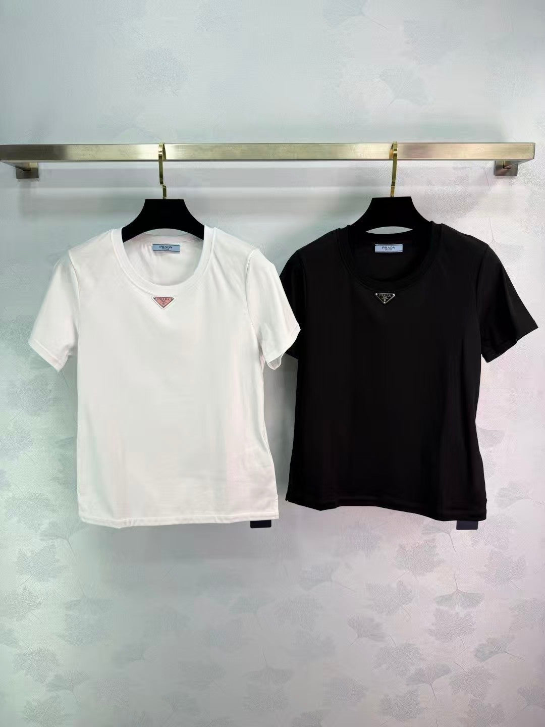 2026 new triangular logo T-shirt