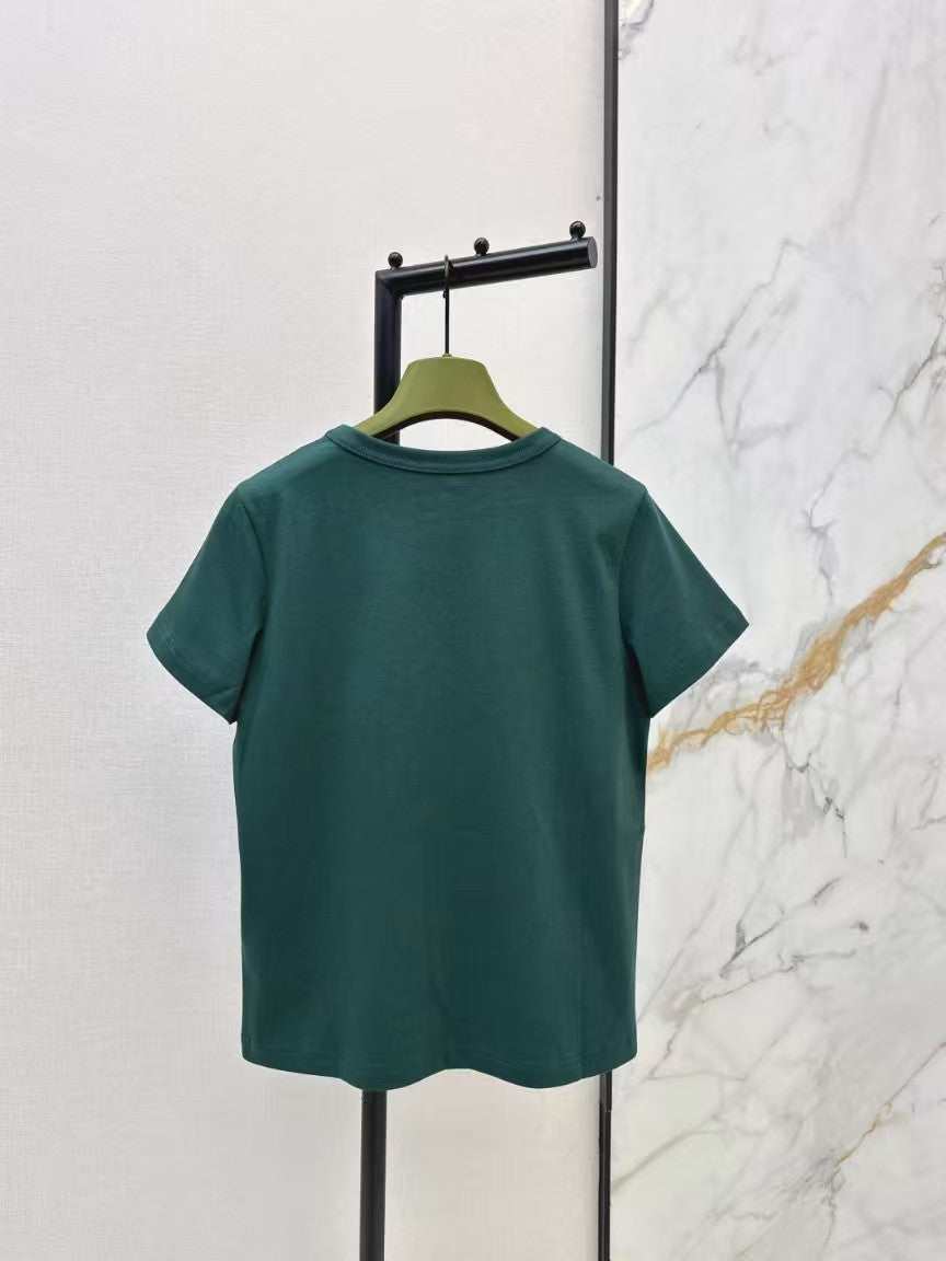 26 New Classic Embroidered T-shirt