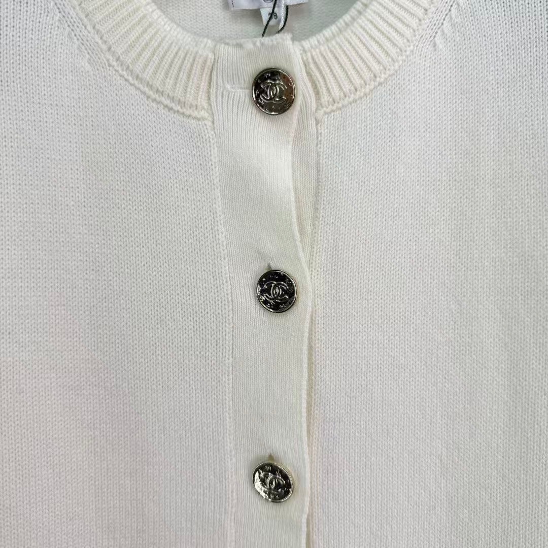 26 Early Spring New Cashmere Knit Cardigan