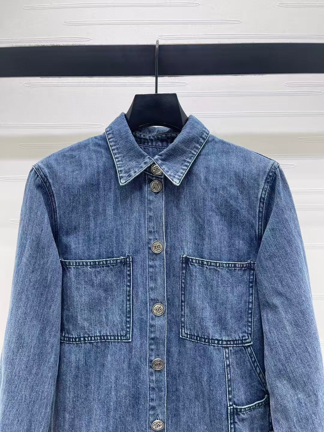 26 Collared Denim Shirt Jacket