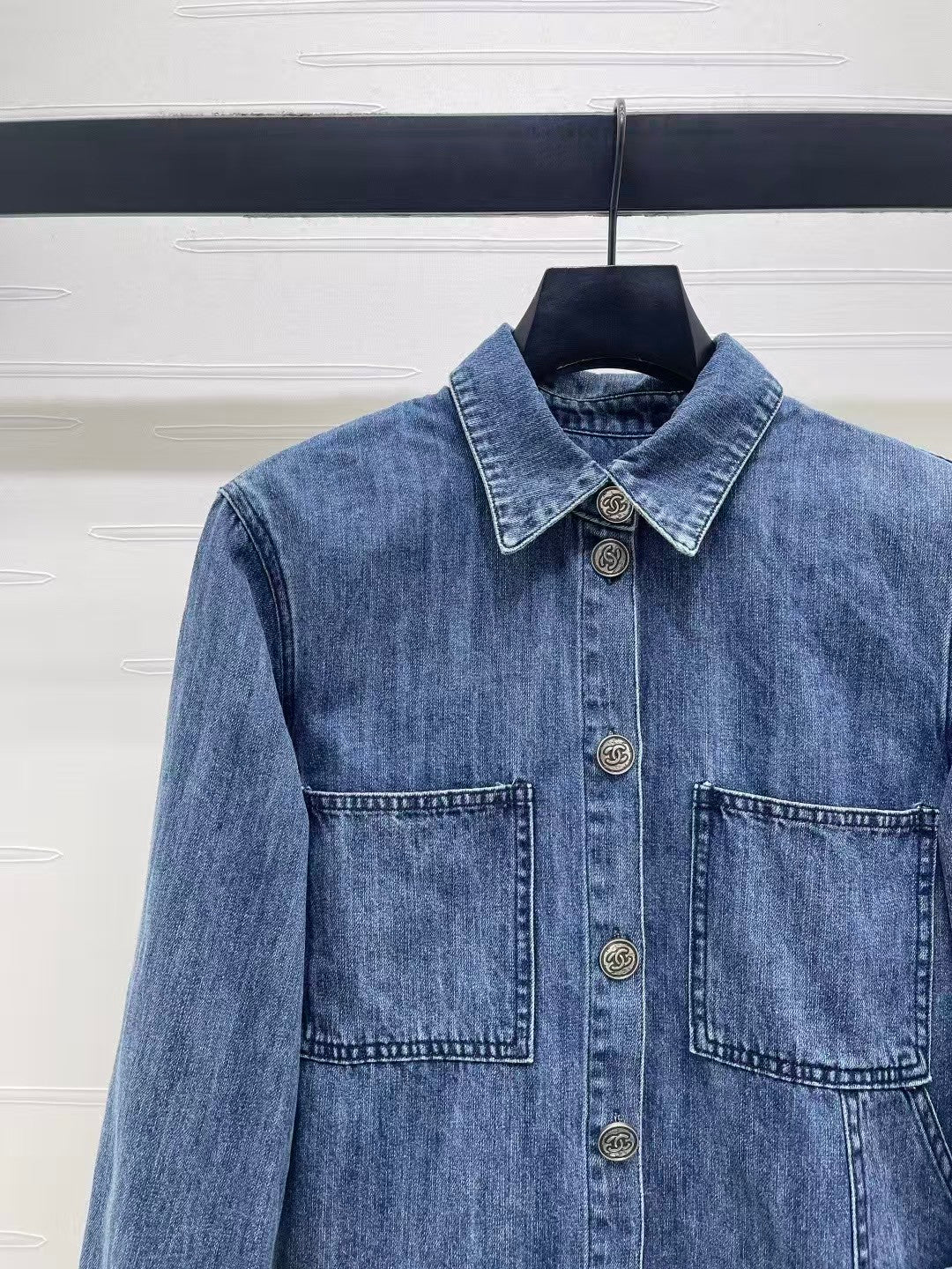 26 Collared Denim Shirt Jacket