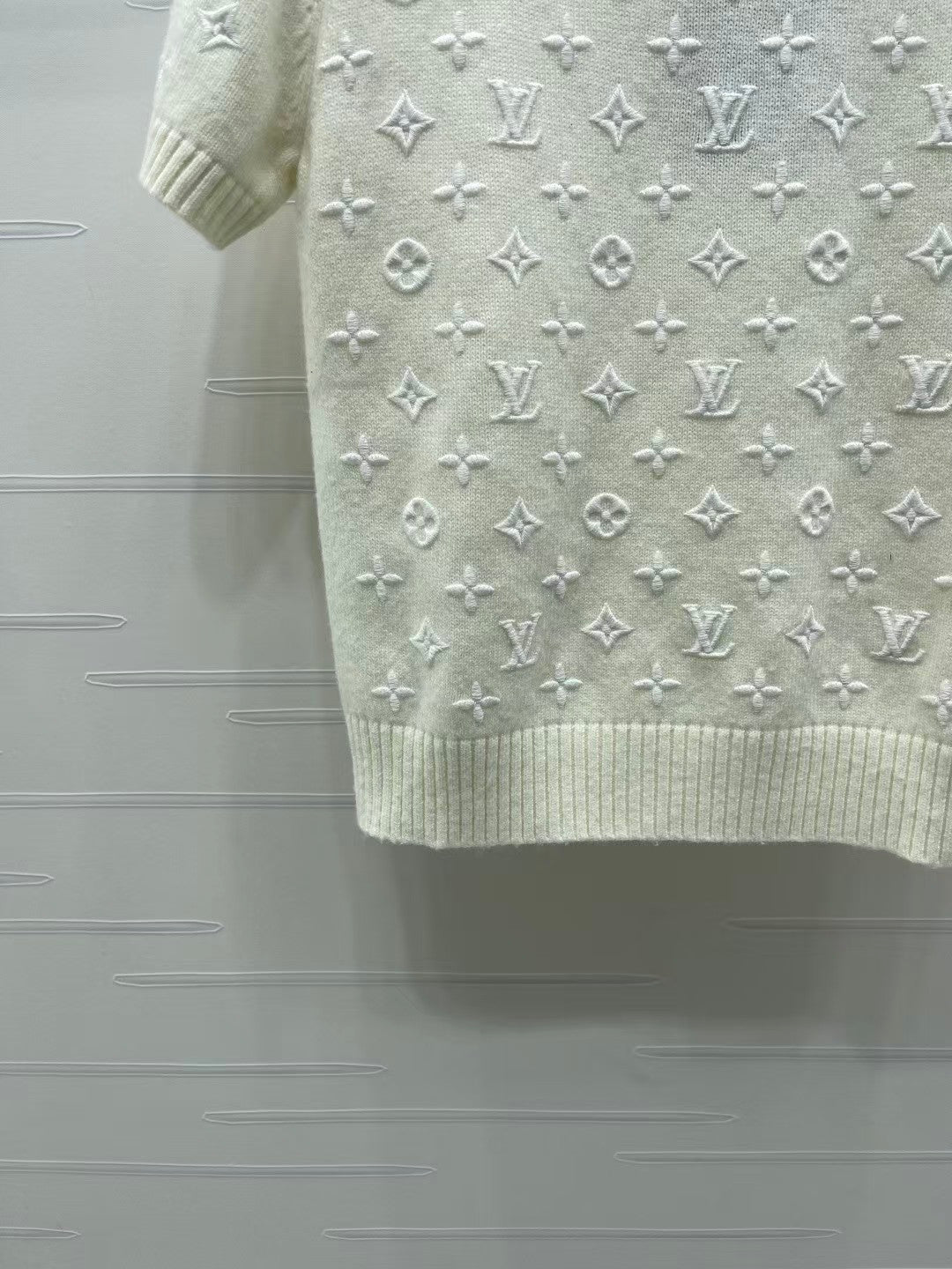 26 Embroidered Jacquard Knit Short-Sleeve Top