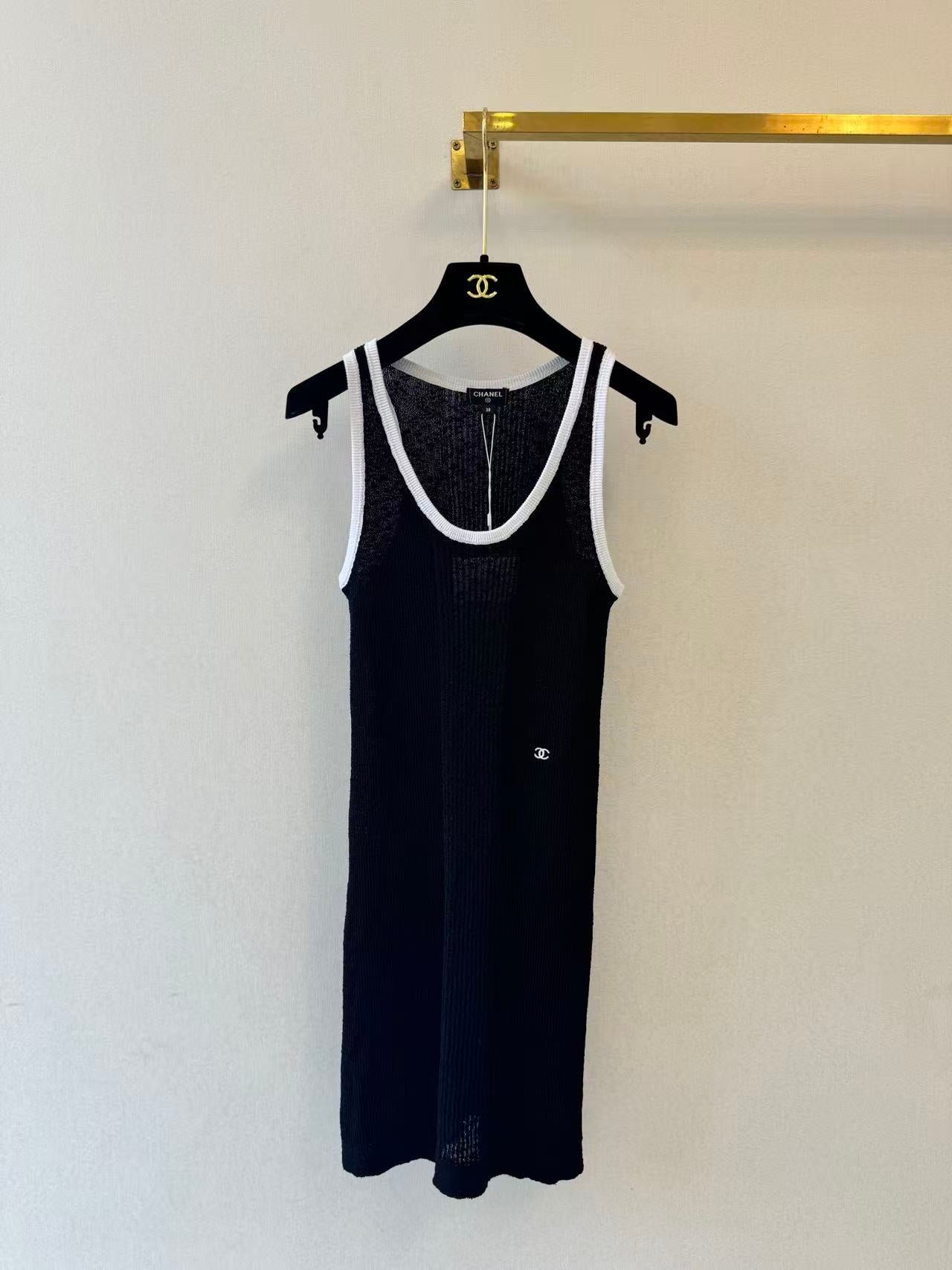 26. New Style Vest Dress