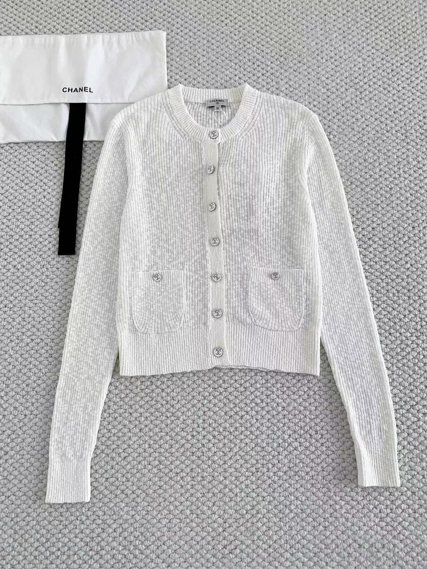 26SS Textured Knit Cardigan