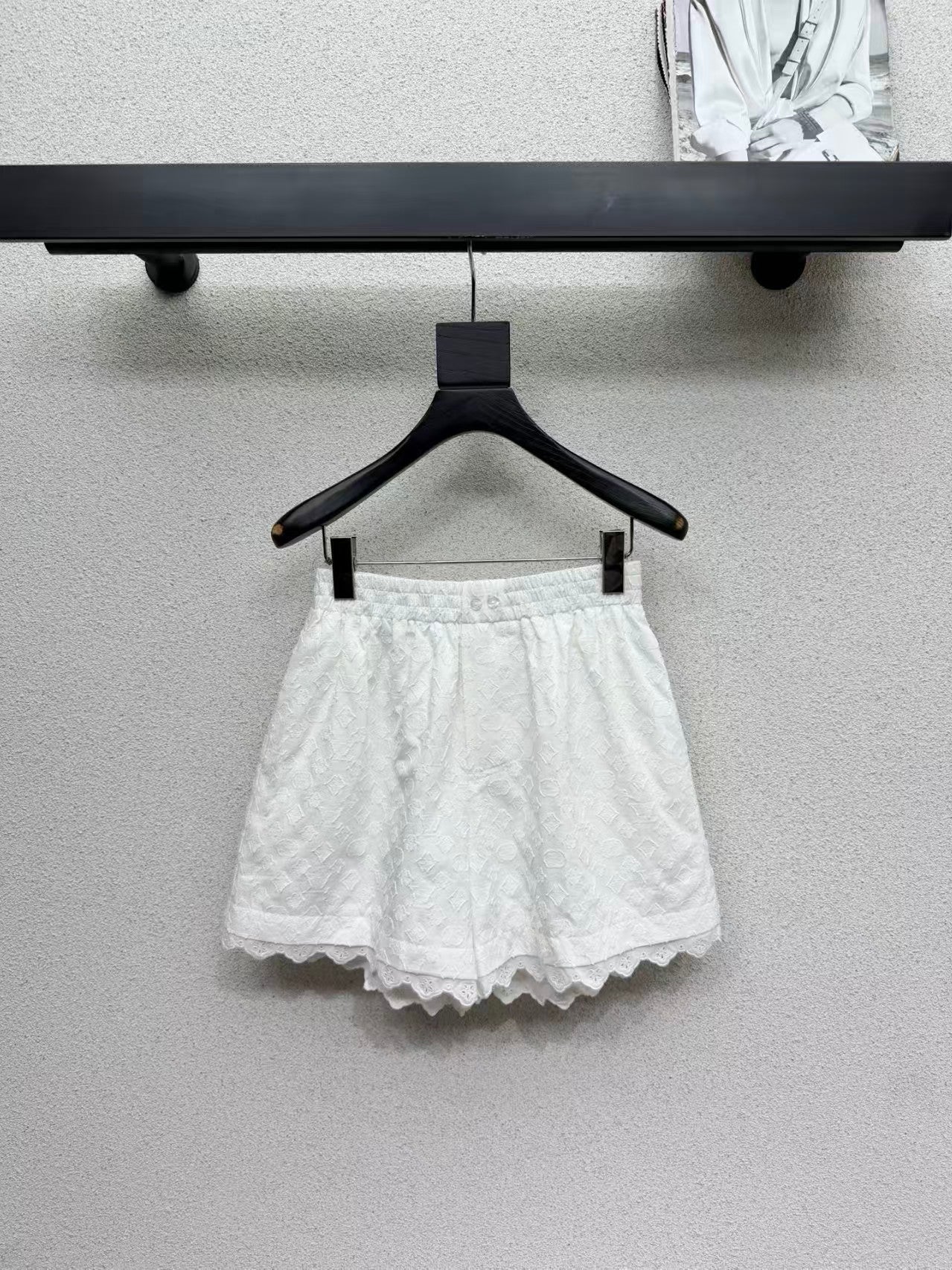 26SS White Jacquard Lace Shorts